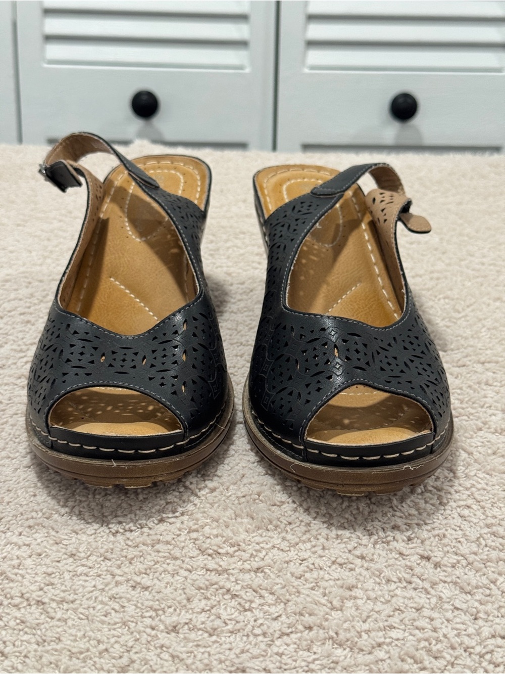 Patrizia by Spring Step Leeann Black Cutout Slingback Comfort Sandals Size 9